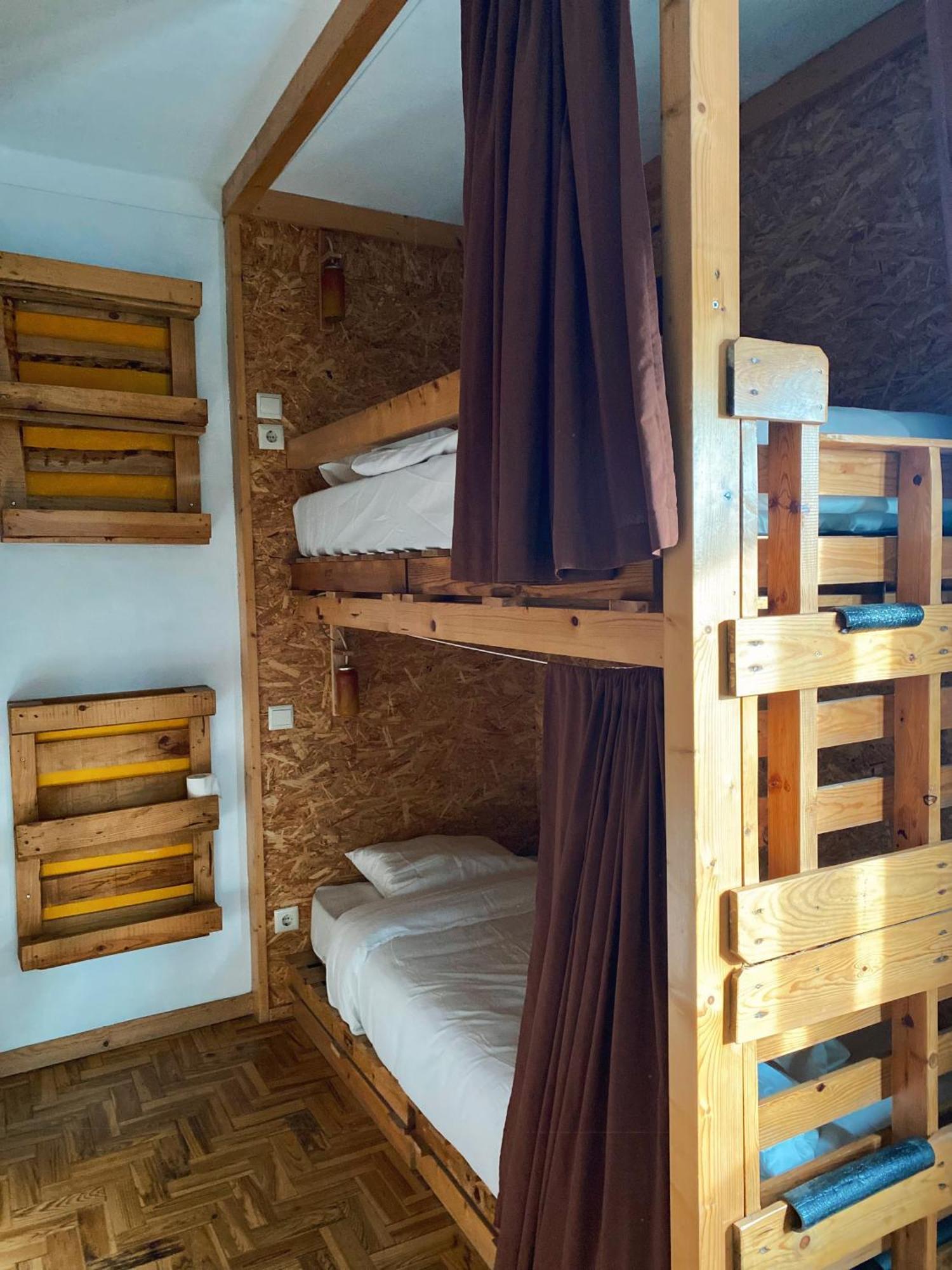 Eco Hostel - Tribo Da Praia Ferrel  Exteriör bild