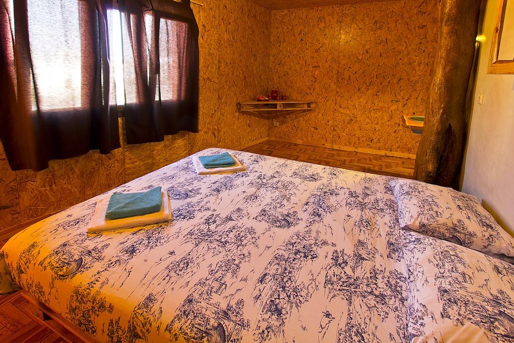 Eco Hostel - Tribo Da Praia Ferrel  Rum bild